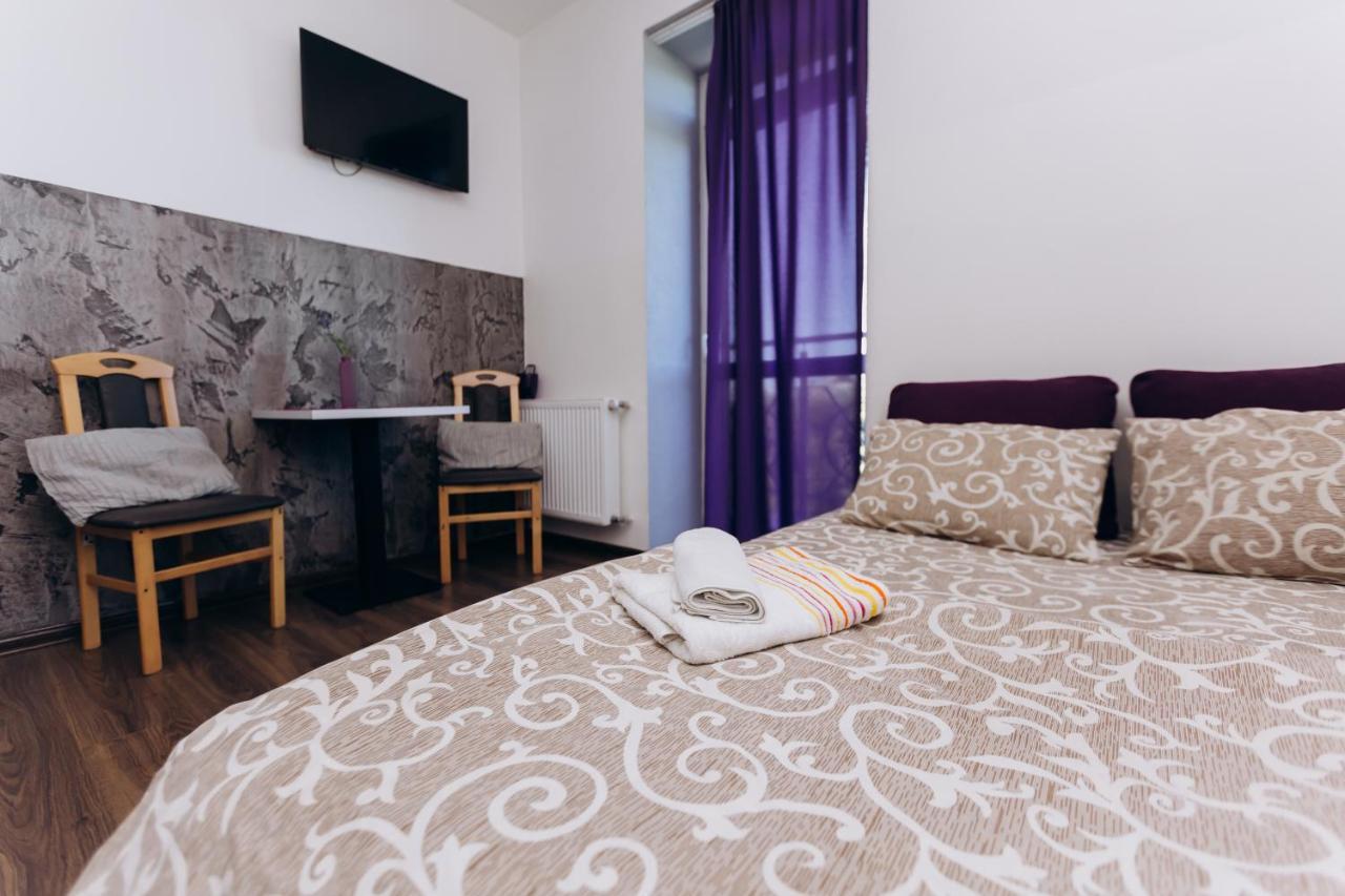 Нові Apartments Біля Жд Вокзалу Ivano-Frankivsk Eksteriør billede