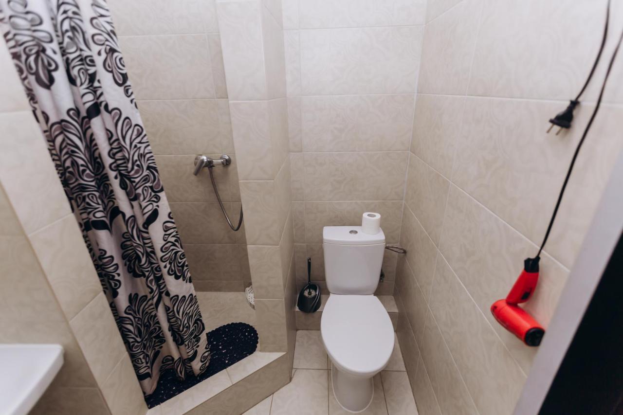 Нові Apartments Біля Жд Вокзалу Ivano-Frankivsk Eksteriør billede