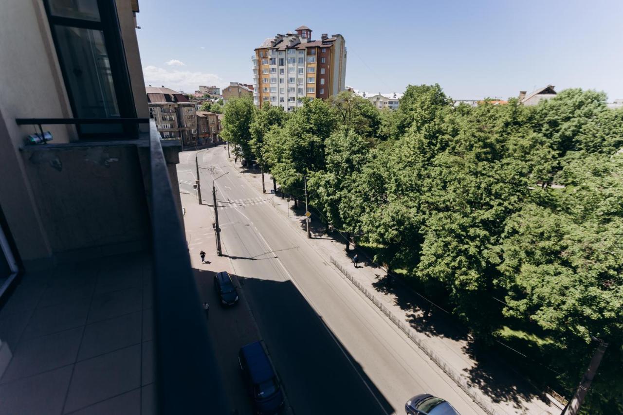 Нові Apartments Біля Жд Вокзалу Ivano-Frankivsk Eksteriør billede