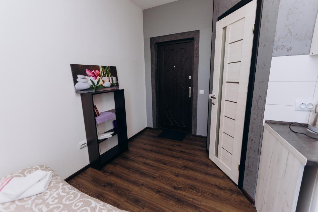 Нові Apartments Біля Жд Вокзалу Ivano-Frankivsk Eksteriør billede